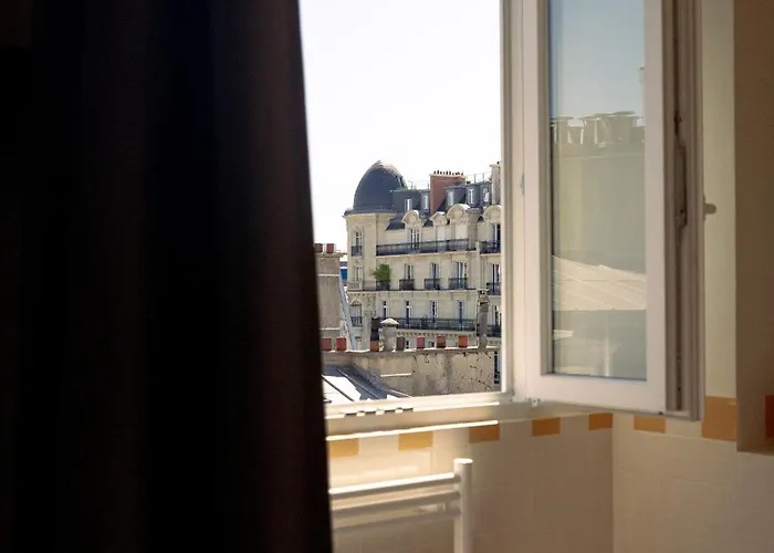Lala Hotel 3*