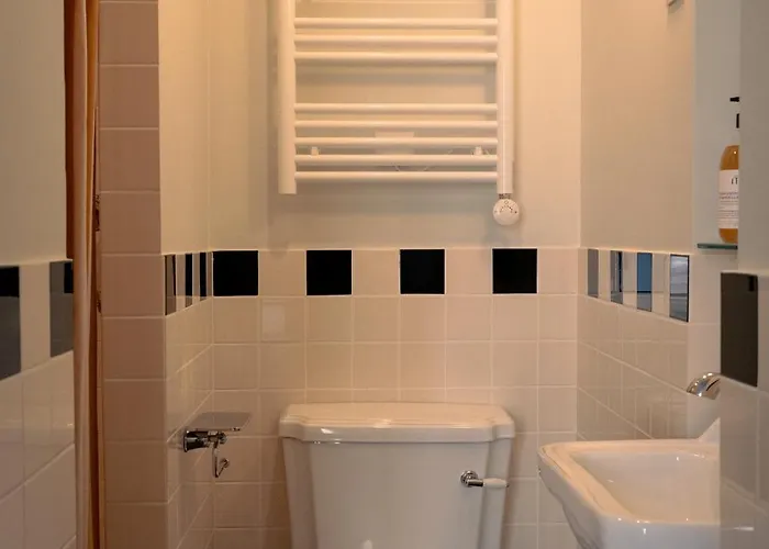 Lala Hotel 3*